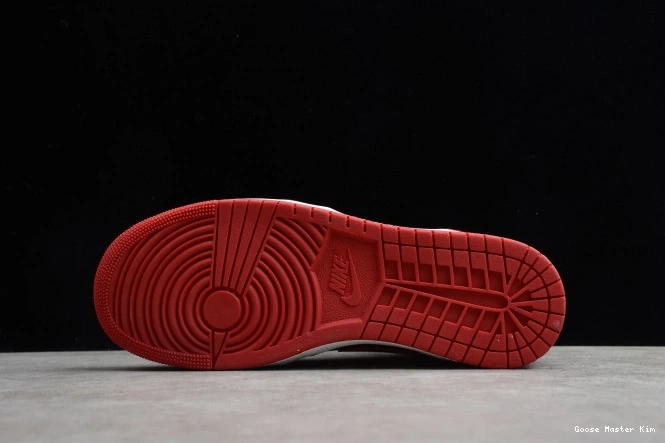 BQ4422-600 1 Varsity Red 85 Jordan Air High 0821